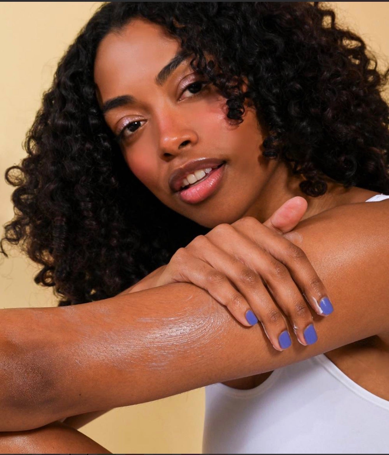 EOS Strawberry Dream Body Lotion